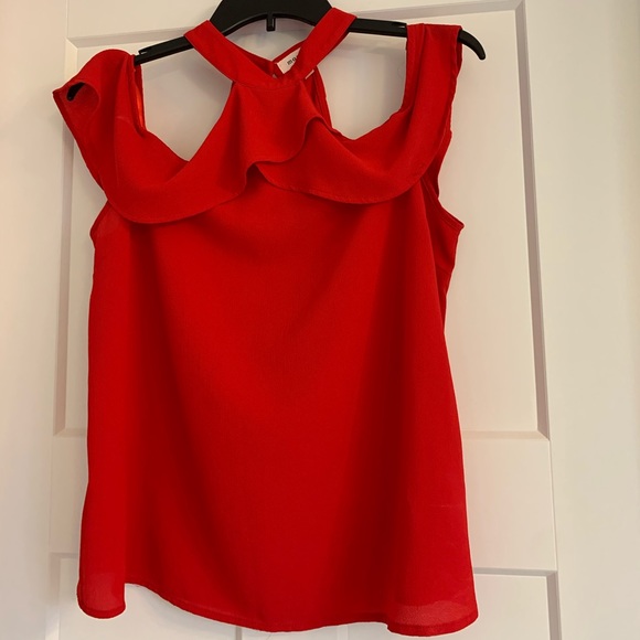 Monteau Tops - Off the shoulder blouse